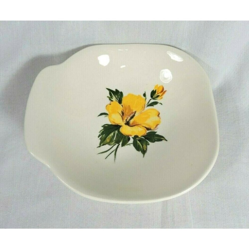Vintage Yellow Hibiscus Lugged Soup Cereal Bowl By Harmony House China